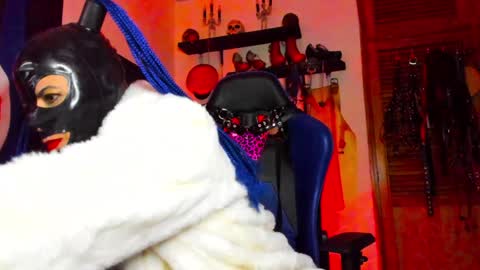 Dom Blue online show from 01/11/25, 09:36