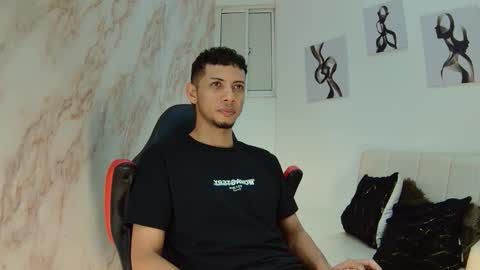 Dominic online show from 03/04/26, 03:45