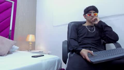 Dominic foox online show from 02/16/26, 01:29