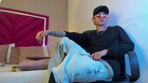 Dominic foox online show from 03/04/26, 08:37