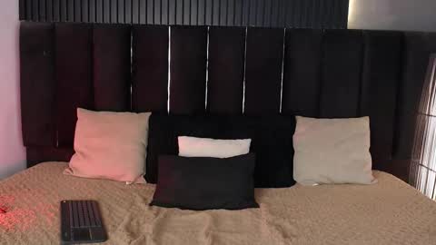 Dominic online show from 09/24/25, 02:48