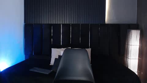 Dominic online show from 01/09/26, 01:19