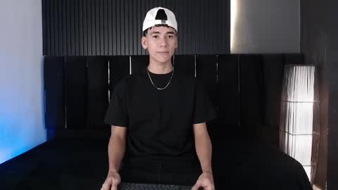 Dominic online show from 03/03/26, 01:12