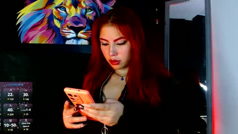 Snapshot of dominic_queen chatting on 05/21/26, 12:56 online show from 05/21/26, 12:56