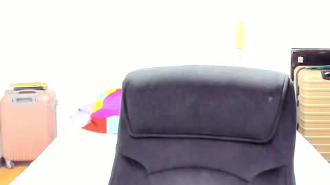 Your real love online show from 09/19/25, 03:08