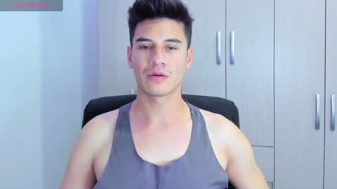Snapshot of dominic_radccliffe chatting on 07/04/26, 04:07 Your real love online show from 07/04/26, 04:07