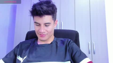 Snapshot of dominic_radccliffe chatting on 07/04/26, 11:44 Your real love online show from 07/04/26, 11:44