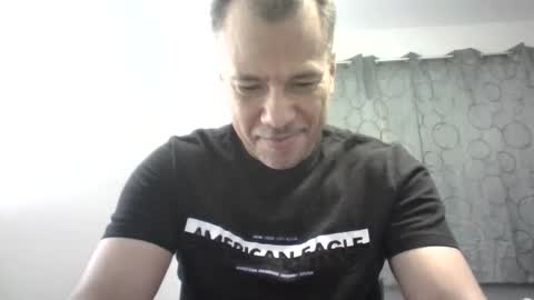 luis online show from 01/02/25, 04:41