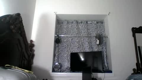 Snapshot of dominicanorico chatting on 03/06/26, 12:07 luis online show from 03/06/26, 12:07