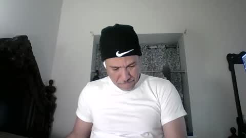 luis online show from 04/04/26, 06:16