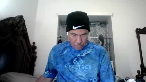 luis online show from 06/01/26, 01:51