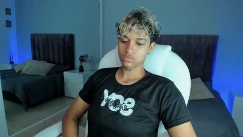 Dominick  online show from 01/26/25, 01:25