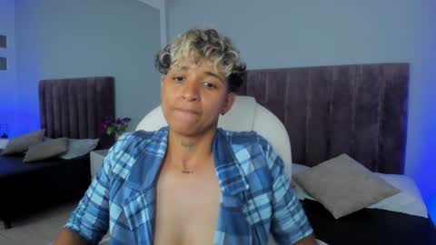 Dominick  online show from 02/06/25, 01:27