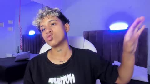 Dominick  online show from 02/19/25, 08:52