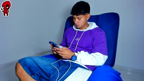 Snapshot of dominick_king chatting on 05/14/26, 02:07 Dominic online show from 05/14/26, 02:07