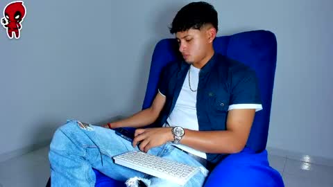 Snapshot of dominick_king chatting on 05/16/26, 03:36 Dominic online show from 05/16/26, 03:36
