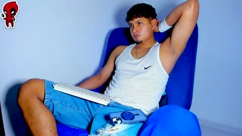 Snapshot of dominick_king chatting on 06/21/26, 12:13 Dominic online show from 06/21/26, 12:13