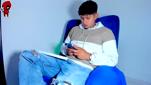 Snapshot of dominick_king chatting on 07/02/26, 02:00 Dominic online show from 07/02/26, 02:00