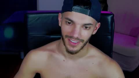 dominicvalente online show from 11/12/25, 09:03