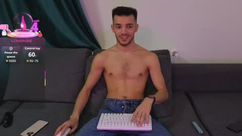 dominicvalente online show from 12/18/25, 05:52