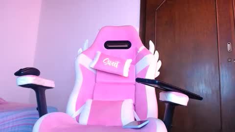   online show from 11/22/25, 05:12