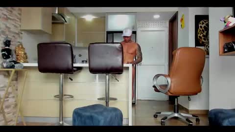 Only fans Ronnie col---InstaRonniecolleman  online show from 02/27/25, 06:31