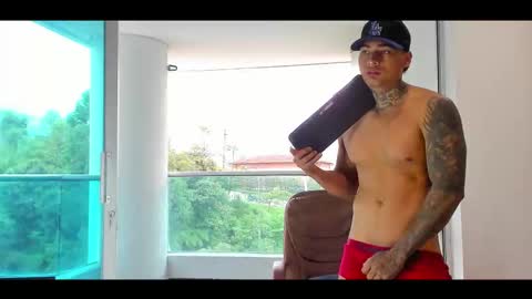 Only fans Ronnie col---InstaRonniecolleman  online show from 02/15/26, 12:25