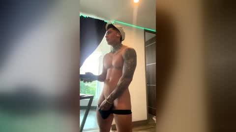 Snapshot of dominiofit chatting on 05/23/26, 01:26 Only fans Ronnie col---InstaRonniecolleman online show from 05/23/26, 01:26