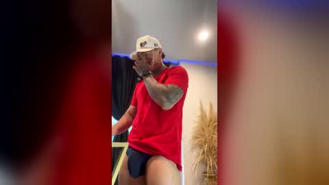 Snapshot of dominiofit chatting on 07/23/26, 11:52 Only fans Ronnie col---InstaRonniecolleman online show from 07/23/26, 11:52