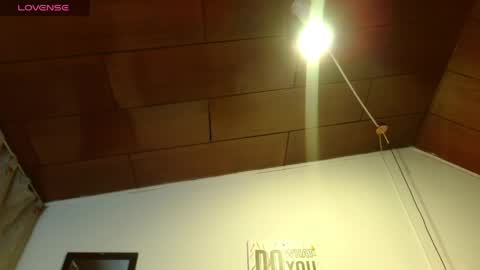  D O M I N K  online show from 06/04/26, 07:25