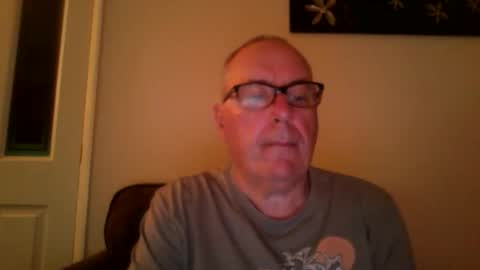 Snapshot of domjolly08 chatting on 09/28/25, 09:53 David uk online show from 09/28/25, 09:53