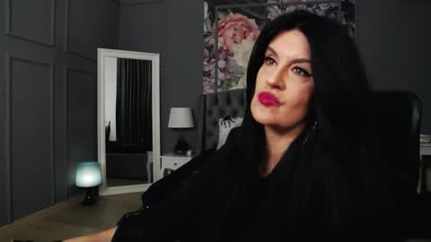 Snapshot of dommelisa chatting on 03/08/25, 10:02 Dom Melisa online show from 03/08/25, 10:02