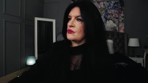 Snapshot of dommelisa chatting on 10/08/25, 04:37 Dom Melisa online show from 10/08/25, 04:37