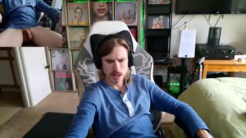 Snapshot of dommepleasemistress chatting on 09/17/25, 07:37 dommepleasemistress online show from 09/17/25, 07:37