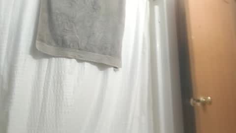 Snapshot of donaldblades04 chatting on 03/28/26, 06:29 donaldblades04 online show from 03/28/26, 06:29