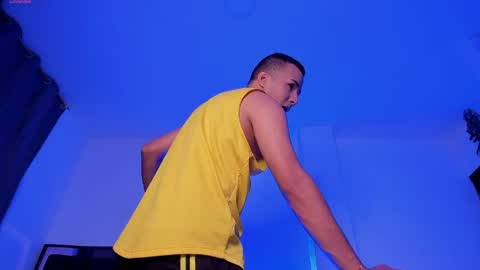 Donat Independent Model online show from 04/20/26, 04:26