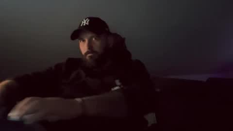 donchriiis online show from 11/23/25, 10:42