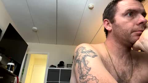 live online show from 02/03/25, 04:20