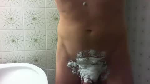 Snapshot of donker85 chatting on 12/21/24, 10:51 Donker85 online show from 12/21/24, 10:51