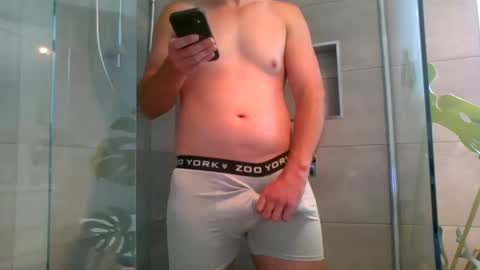 Snapshot of donkeydick6666 chatting on 01/15/25, 02:38 Horney Talker online show from 01/15/25, 02:38