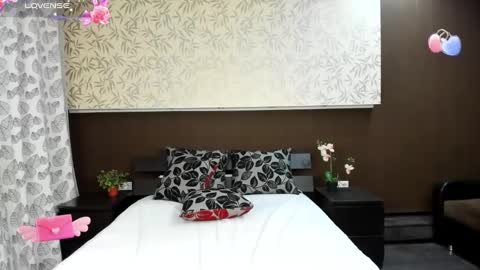 Donna On GMT2 Mon-Fri 3-9 AM online show from 12/03/24, 03:30