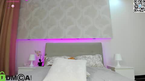 Donna On GMT2 Mon-Fri 3-9 AM online show from 03/11/26, 01:22