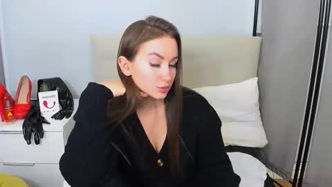 DonnaSensual online show from 11/22/25, 05:34