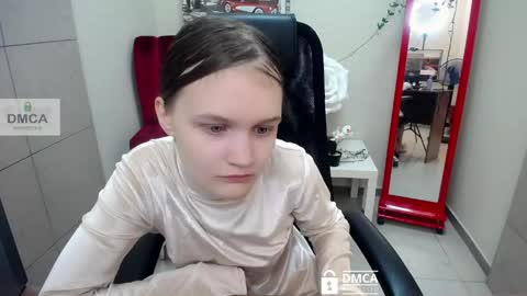 Snapshot of donnasia chatting on 05/31/26, 06:10 Sia online show from 05/31/26, 06:10