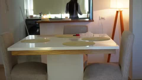 Donatella online show from 11/26/25, 12:39