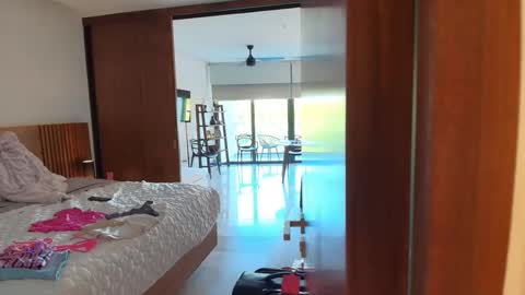 DontPeekMILFNextDoor online show from 03/02/26, 04:25