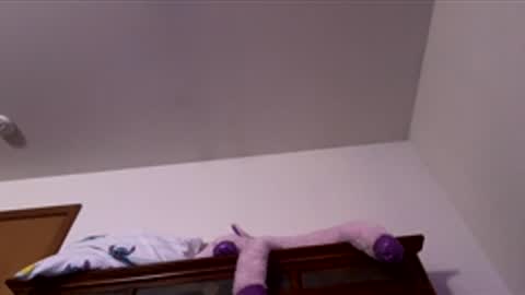 doodlez224472 online show from 12/02/25, 12:54