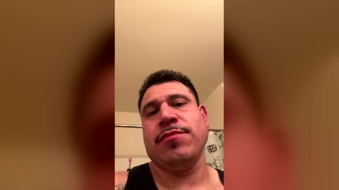 doodlez224472 online show from 02/03/26, 08:47