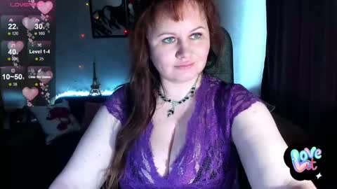 Snapshot of doraross chatting on 04/22/26, 10:06 Dora online show from 04/22/26, 10:06