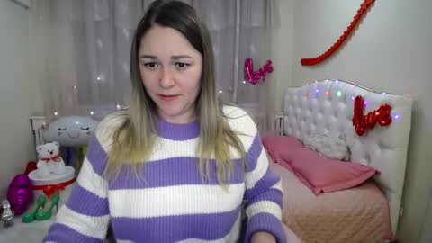 Snapshot of dorasuun chatting on 02/19/25, 03:05 dorasuun online show from 02/19/25, 03:05